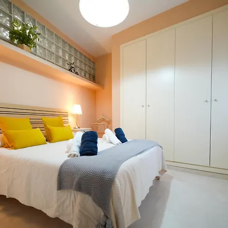 Rodrigo De Triana Luxury Apartment Seville Exterior photo