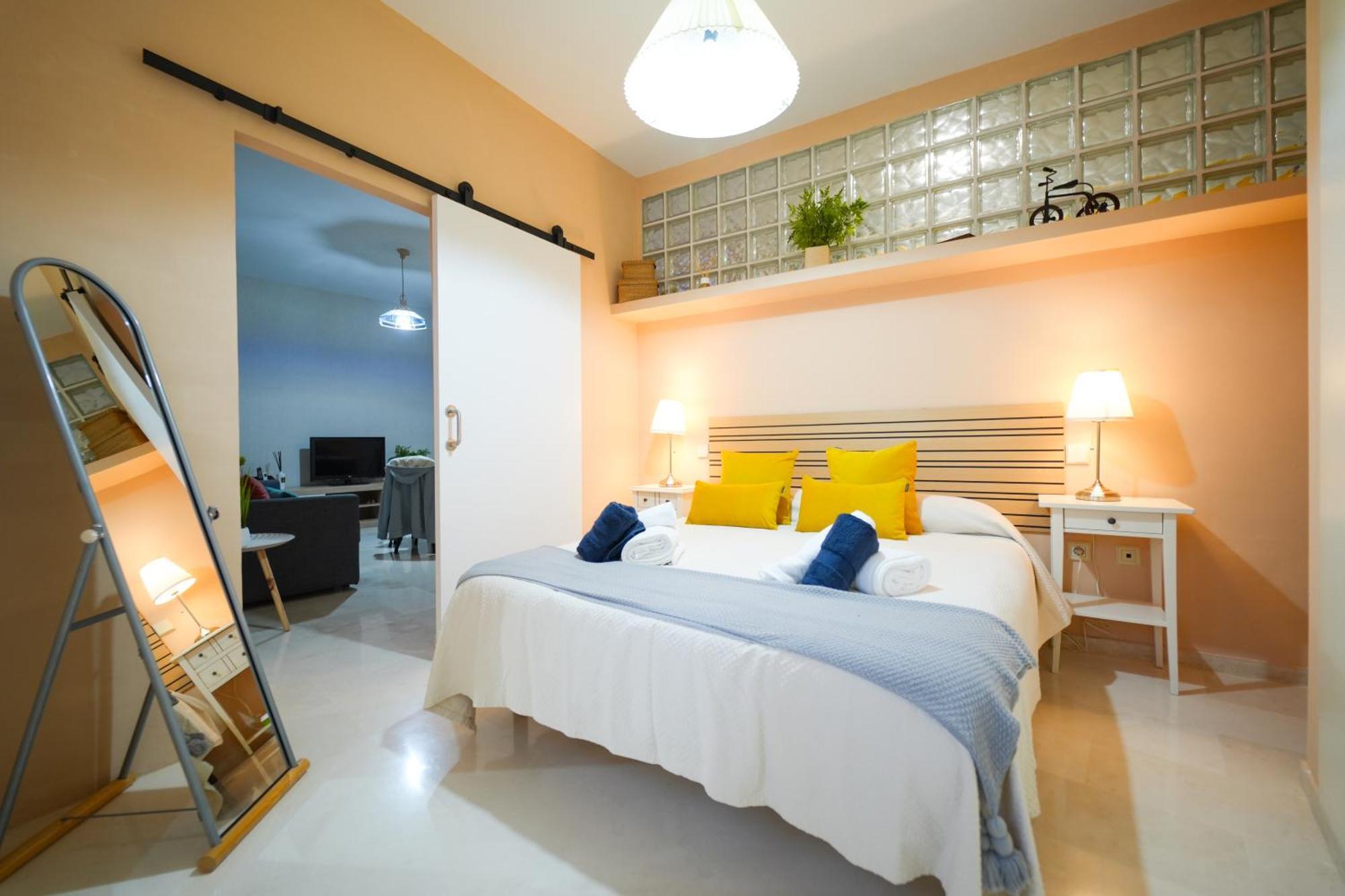 Rodrigo De Triana Luxury Apartament *