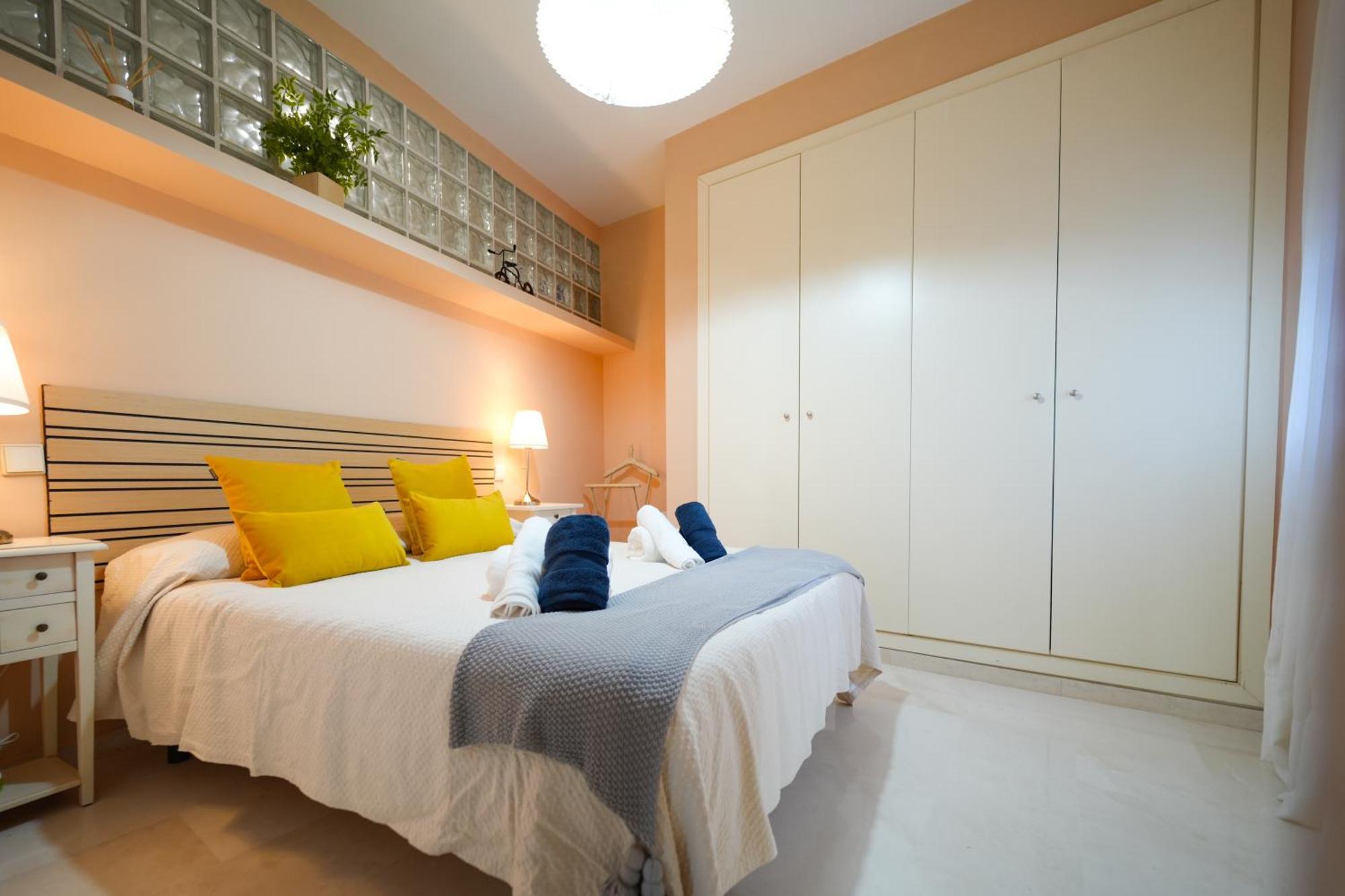 Rodrigo De Triana Luxury * Sewilla